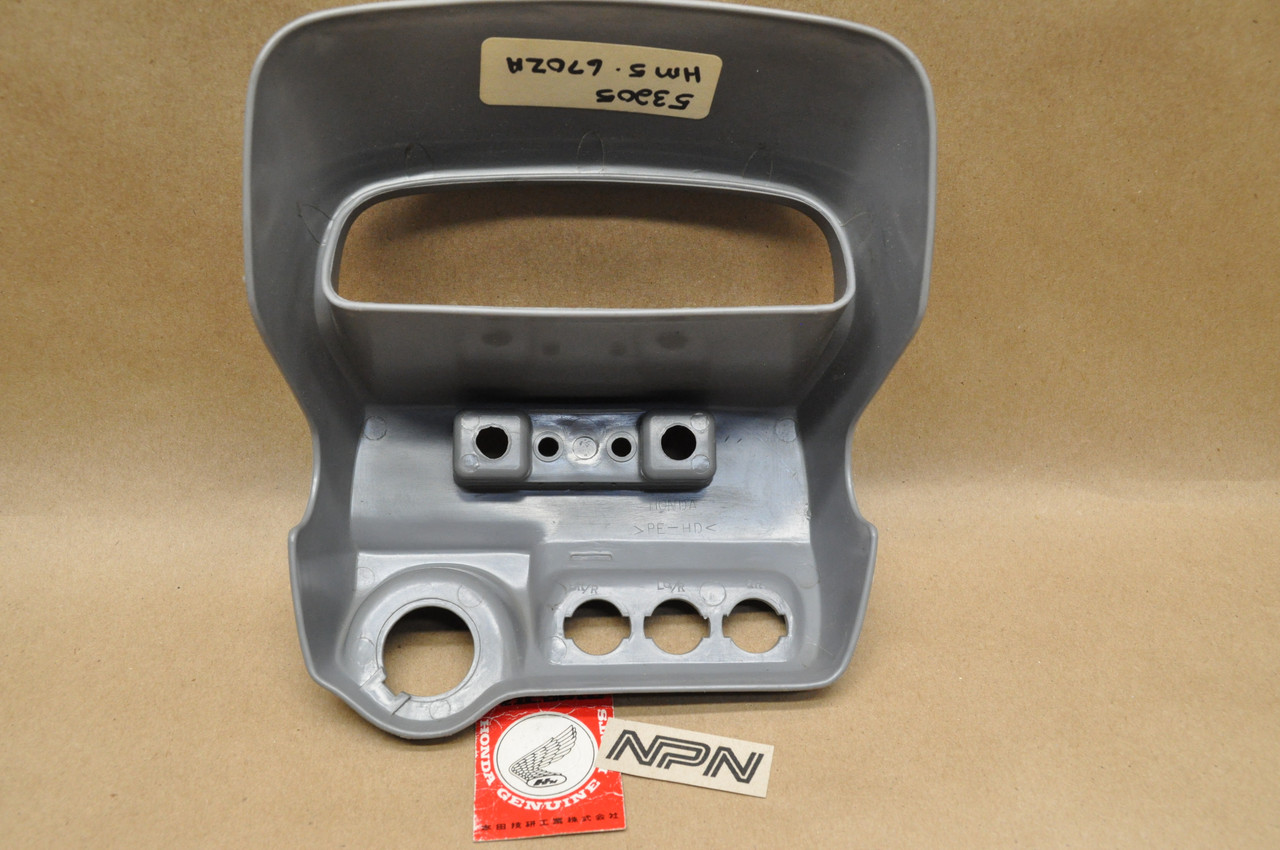 NOS Honda 1988-93 TRX300 TRX300FW Handle Bar Switch Light Cover 53205-HM5-670 ZA