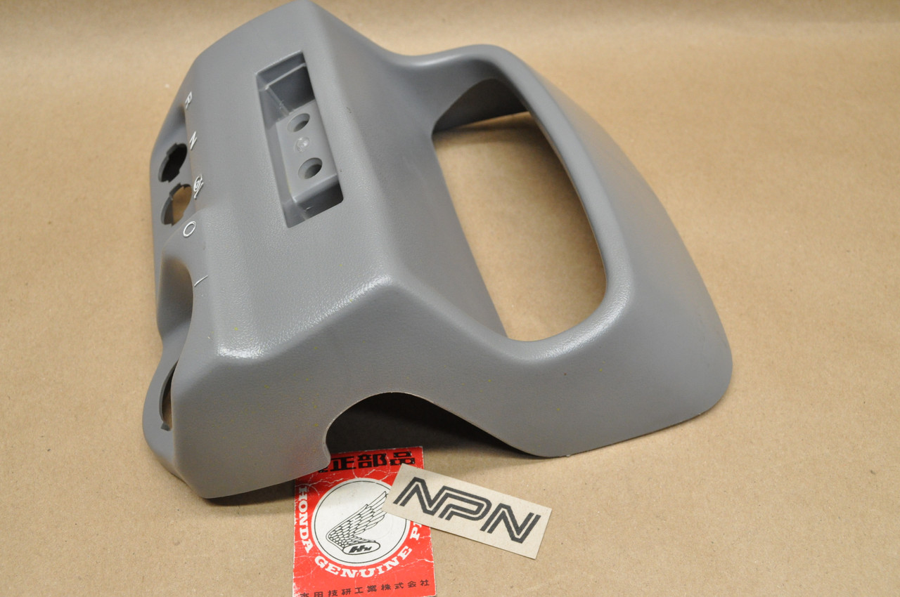 NOS Honda 1988-93 TRX300 TRX300FW Handle Bar Switch Light Cover 53205-HM5-670 ZA