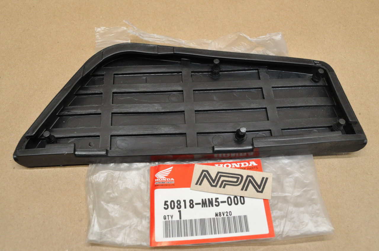 NOS Honda GL1500 Gold Wing Left Foot Rest Step Rubber Cover 50818 