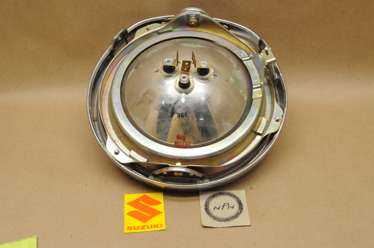 NOS Suzuki 1972-77 GT750 Headlight Assembly 35100-31610