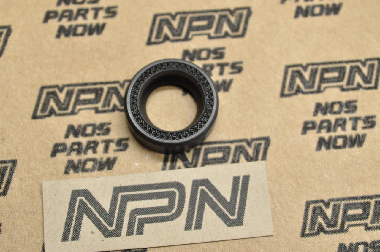 NOS Honda ATC110 ATC125 ATC70 ATC90 TRX125 TRX70 TRX90 Oil Seal 91204-HB2-003