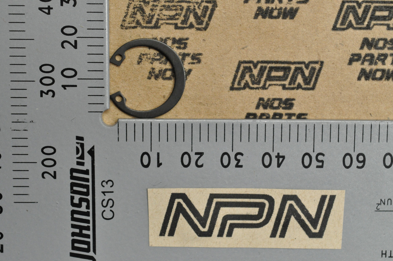 NOS Honda ATC250 CB750 GL1200 GL1500 VF700 VFR750 VT700 Circlip 90651-377-003
