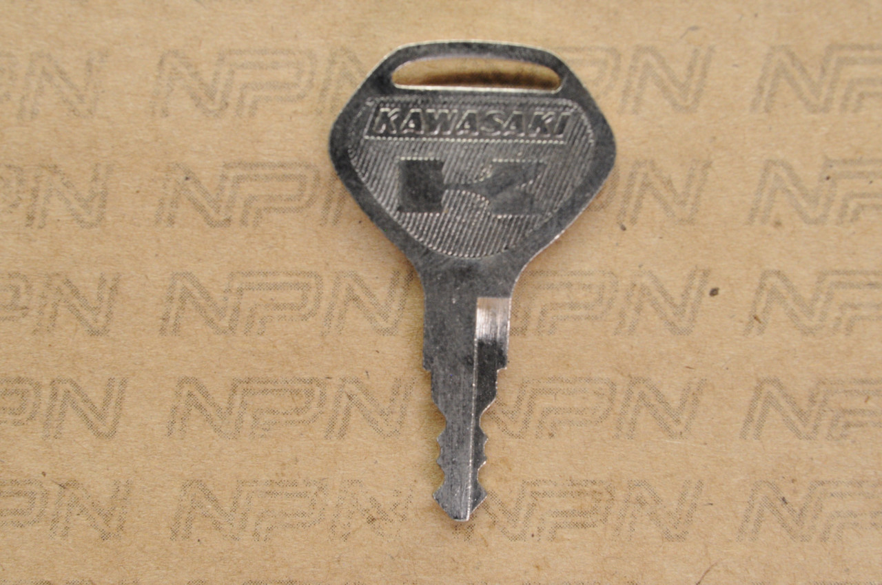 NOS Kawasaki Ignition Switch & Lock Key #820 27008-068-20