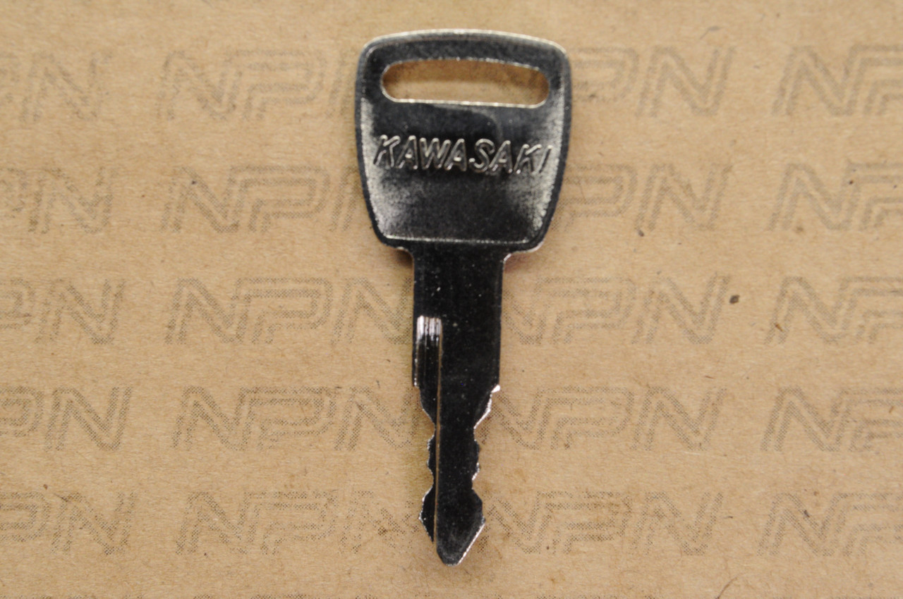 NOS Kawasaki Ignition Switch & Lock Key #156 27008-042-56