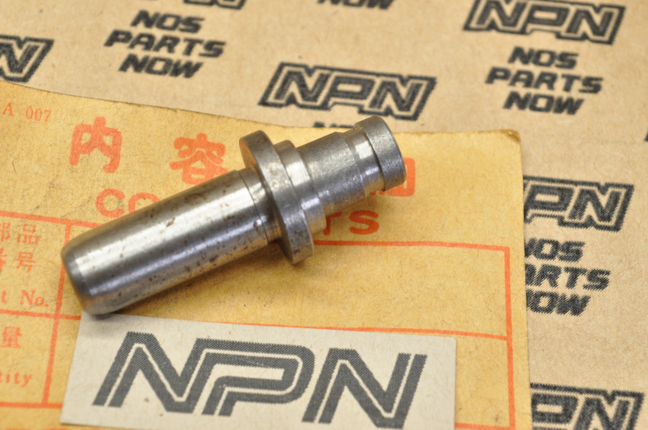 NOS Honda ATC125 M CT110 Trail 110 TRX125 Exhaust Valve Guide 12023-459-300