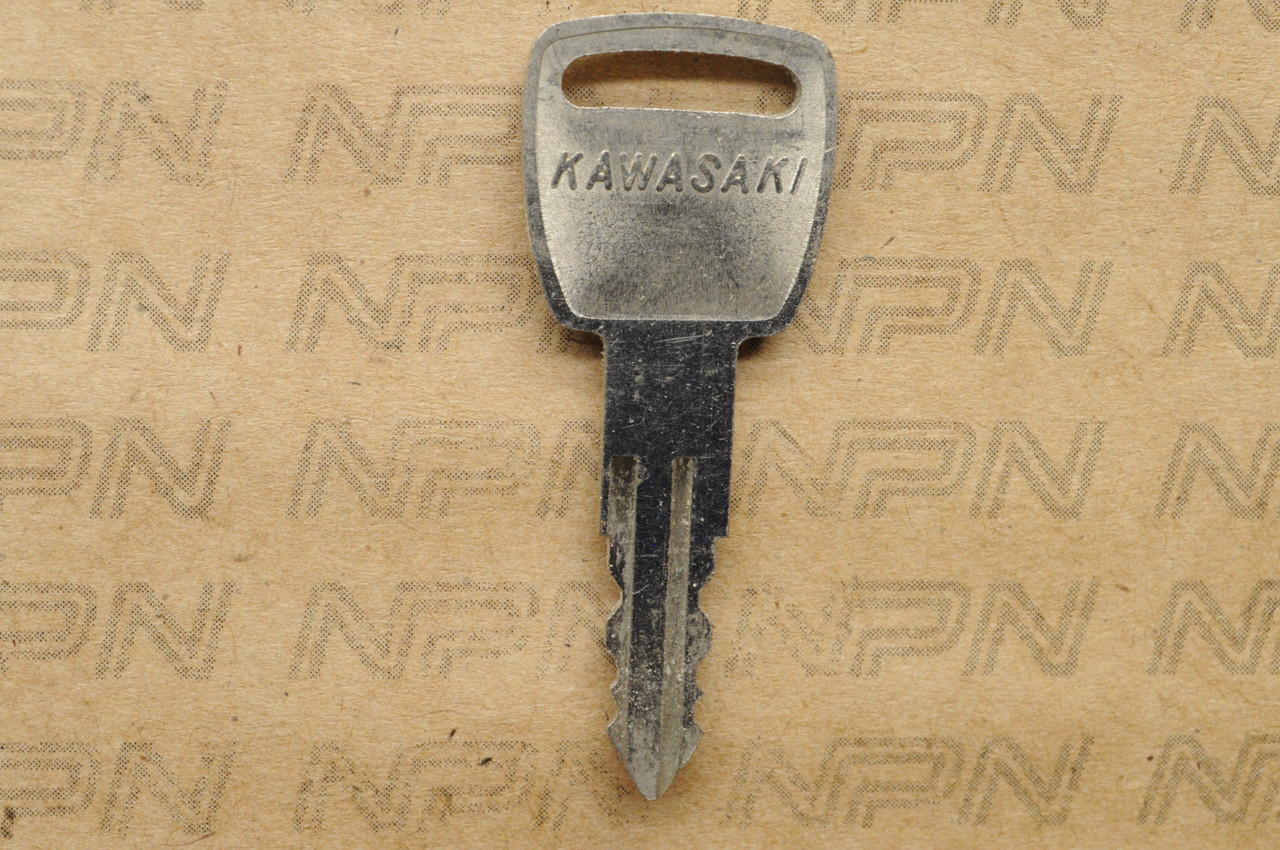 NOS Kawasaki Ignition Switch & Lock Key #173 27008-042-73