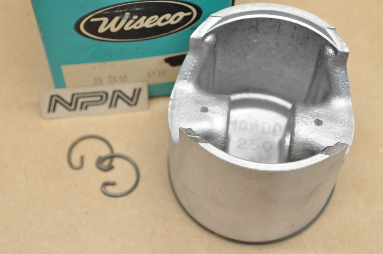NOS Honda CR250 MT250 Wiseco 72mm Piston , Ring & Clips Set 332 P8