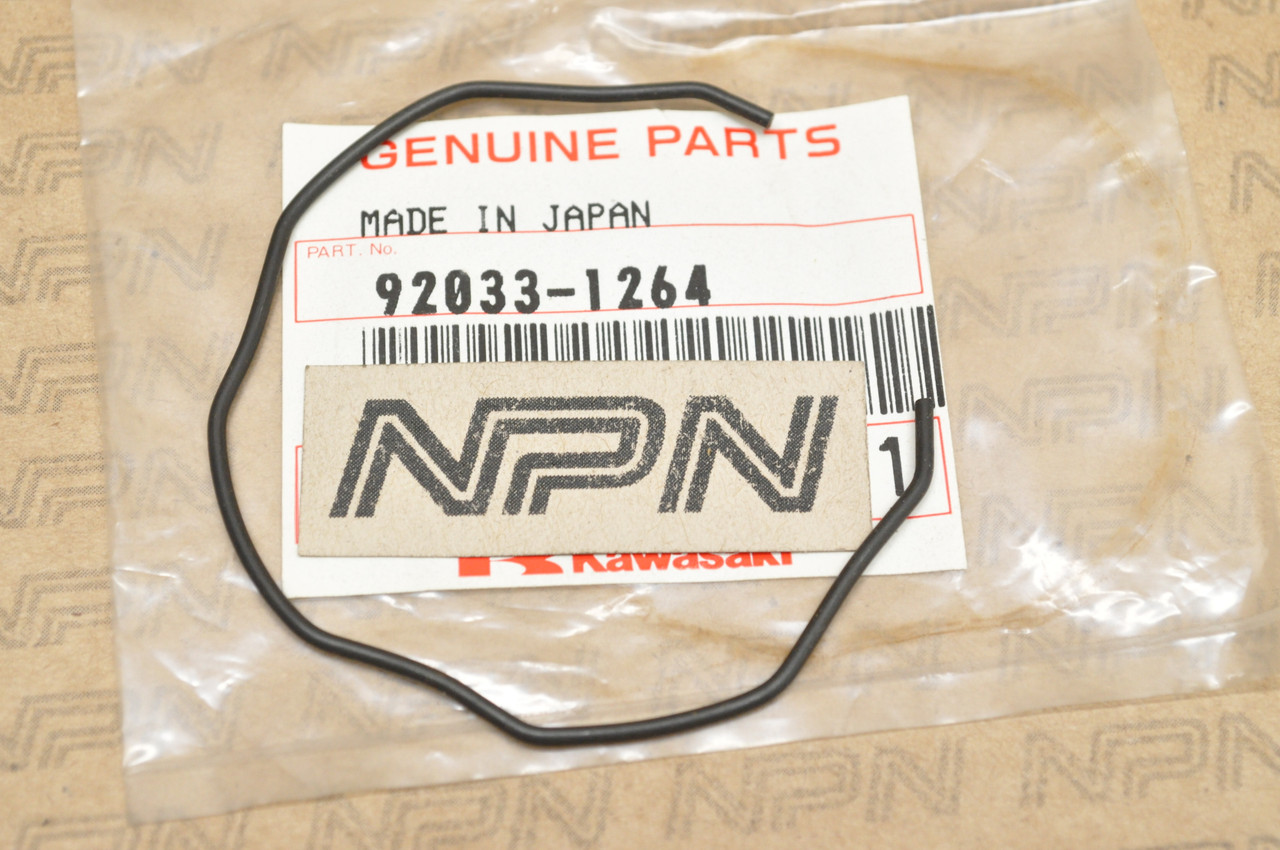 NOS Kawasaki KX125 KX250 KX500 ZX600 ZX900 Ninja Fork Snap Ring 92033-1264