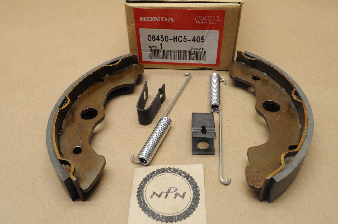 NOS Honda 1988-93 TRX300 FW FOURTRAX Front Brake Shoe Set 06450-HC5-405