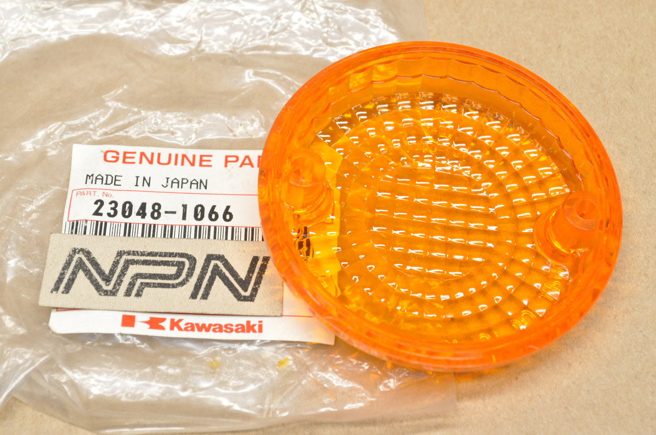 NOS Kawasaki EL250 EN450 EN500 VN1500 VN700 VN750 Turn Signal Lens 23048-1066