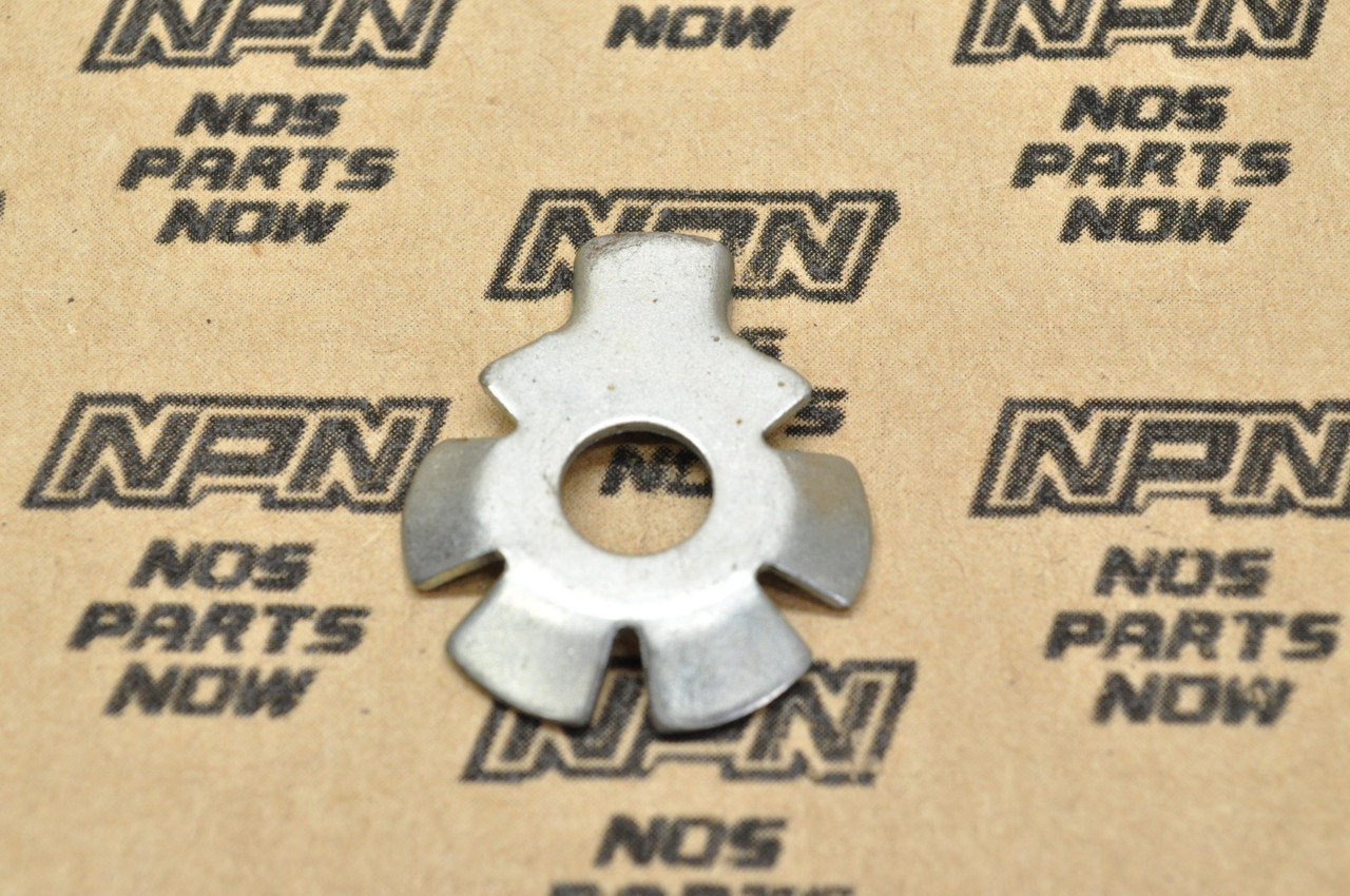 NOS Honda CB160 CL160 Rear Wheel Tongued Washer 90533-222-000