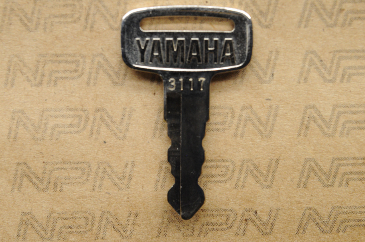 NOS Yamaha Ignition Switch & Lock Key #3117
