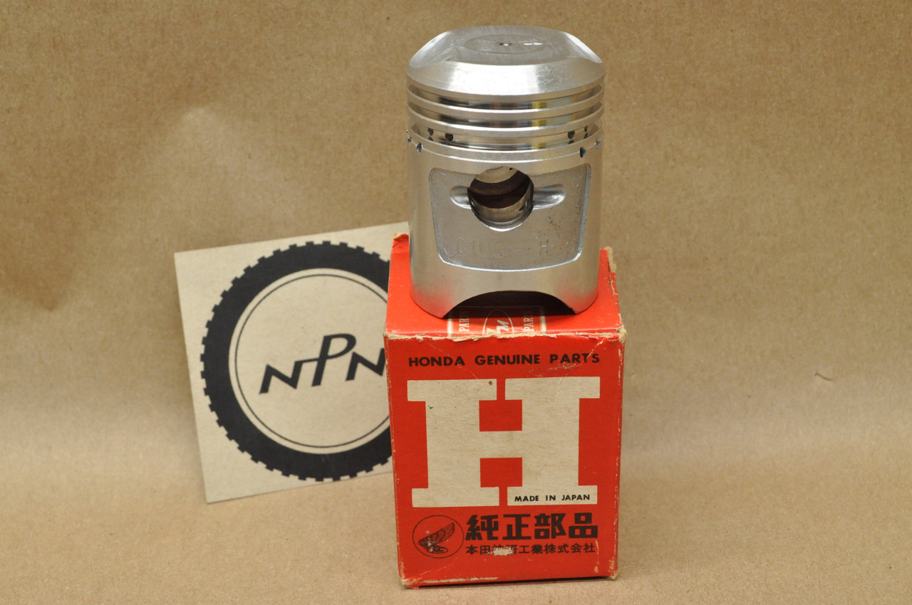NOS Honda C100 CA100 C102 CA102 Piston Standard (STD) Size 13101-001-040