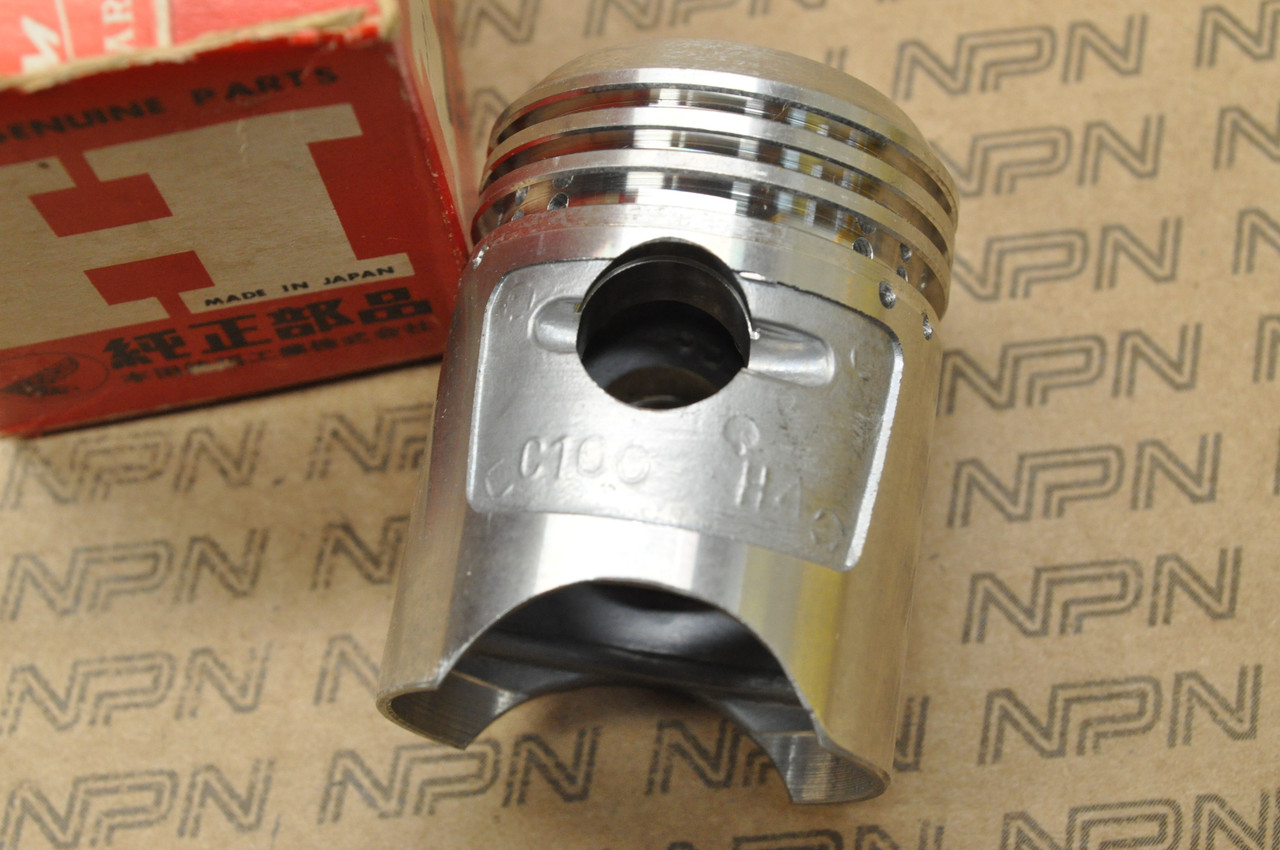 NOS Honda C100 CA100 C102 CA102 Piston Standard (STD) Size 13101-001-040