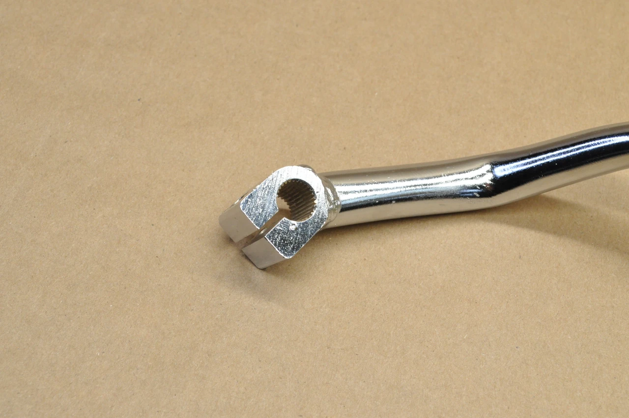 NOS Honda 1982-83 CM250 C Custom Gear Shift Change Lever Pedal 24701-KB4-000