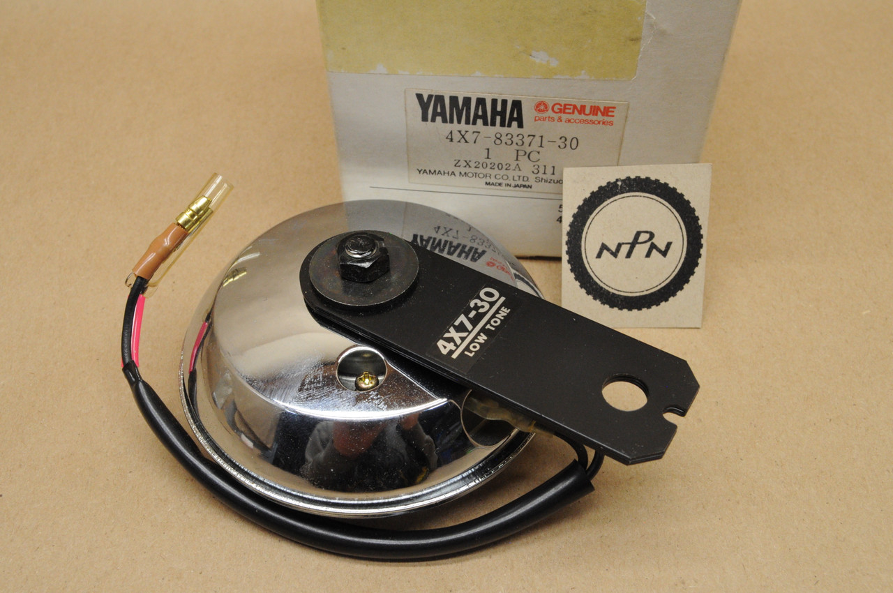 NOS Yamaha 1983 XV750 MK VIRAGO Low Tone Nikko Horn 4X7-83371-30