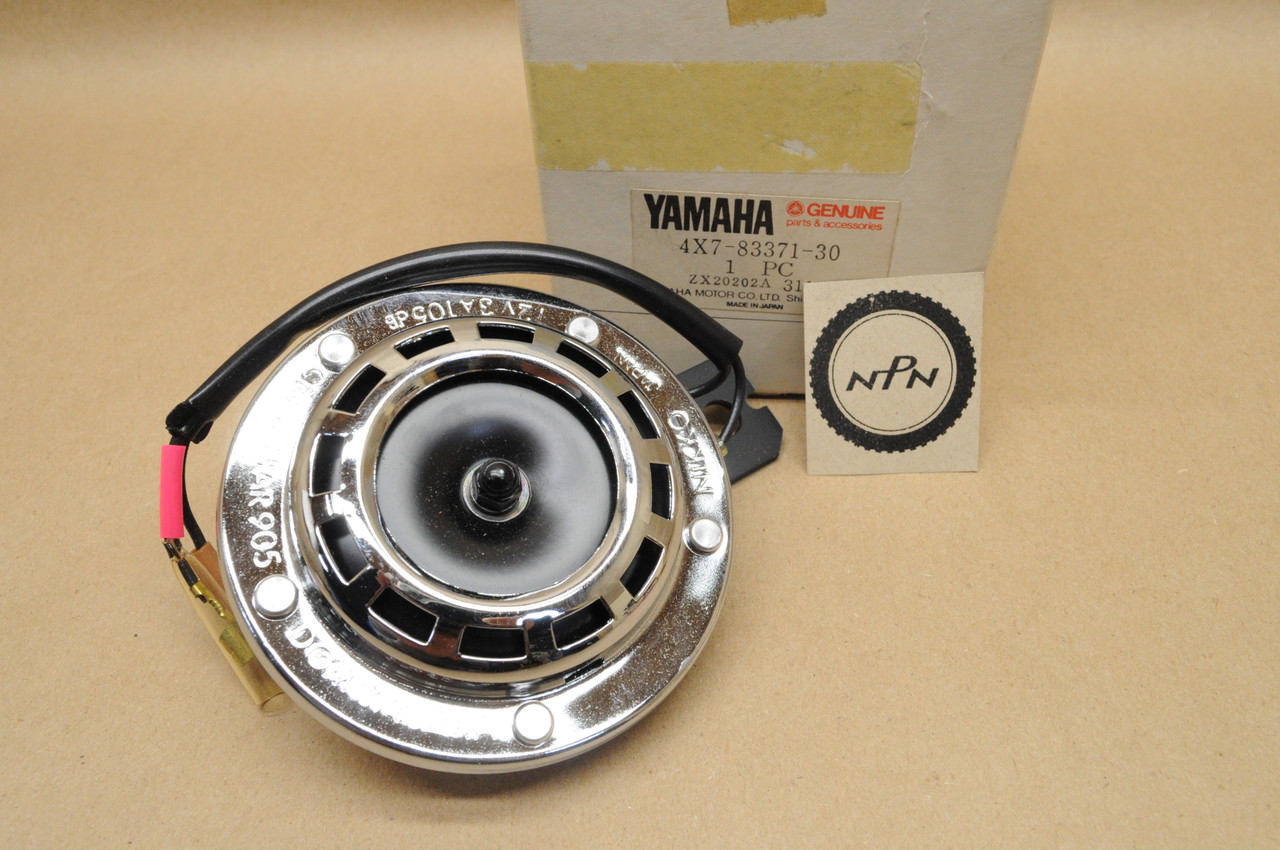 NOS Yamaha 1983 XV750 MK VIRAGO Low Tone Nikko Horn 4X7-83371-30