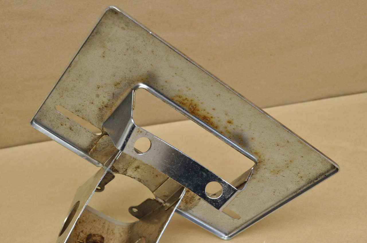 NOS Honda SL90 Tail light License Plate Bracket 84700-074-672