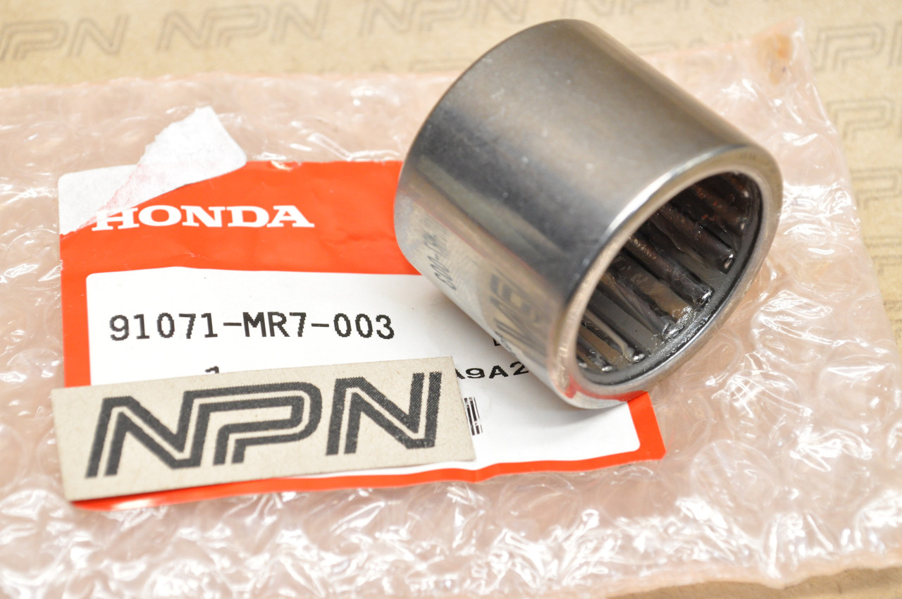 NOS Honda CBR1100 CBR900 RVF750 VFR750 Needle Bearing 91071-MR7-003