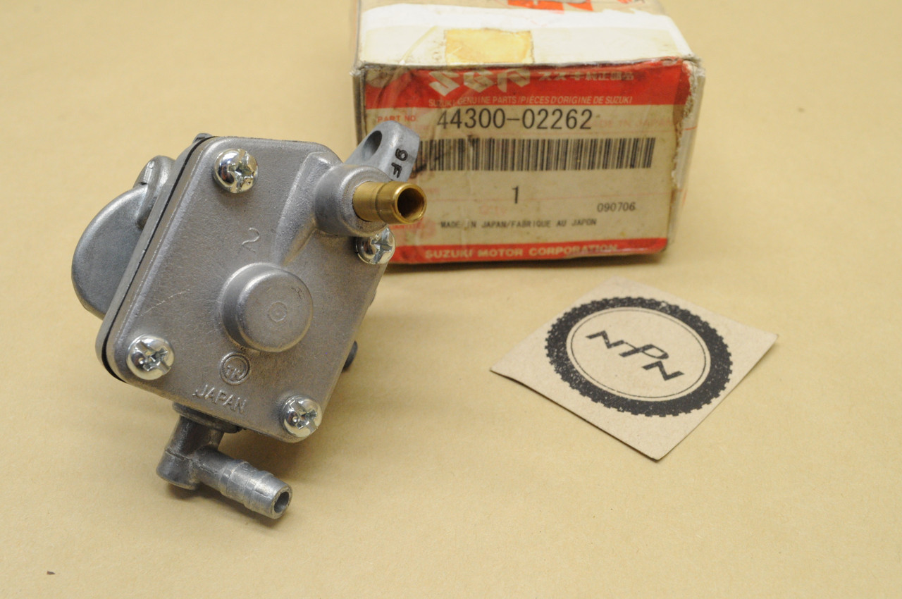 NEW OEM SUZUKI FUEL PETCOCK 1999 - 2002 SV650S 1999 - 2002 SV650 - Foto 7