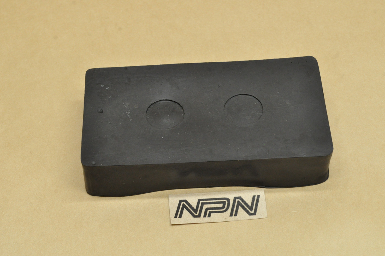 Vintage Used OEM Honda CL72 CL77 Battery Rubber Tray Mat Pad 83640-273-000