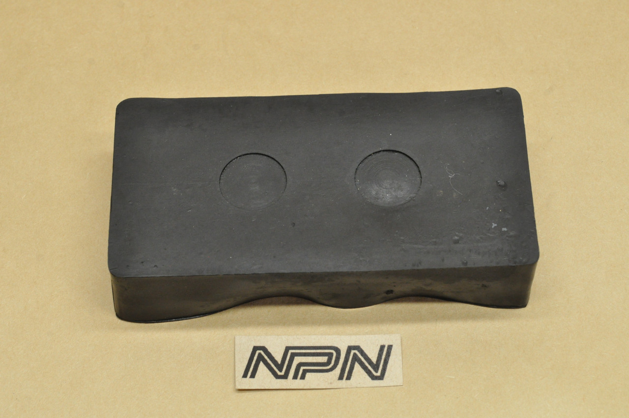 Vintage Used OEM Honda CL72 CL77 Battery Rubber Tray Mat Pad 83640-273-000
