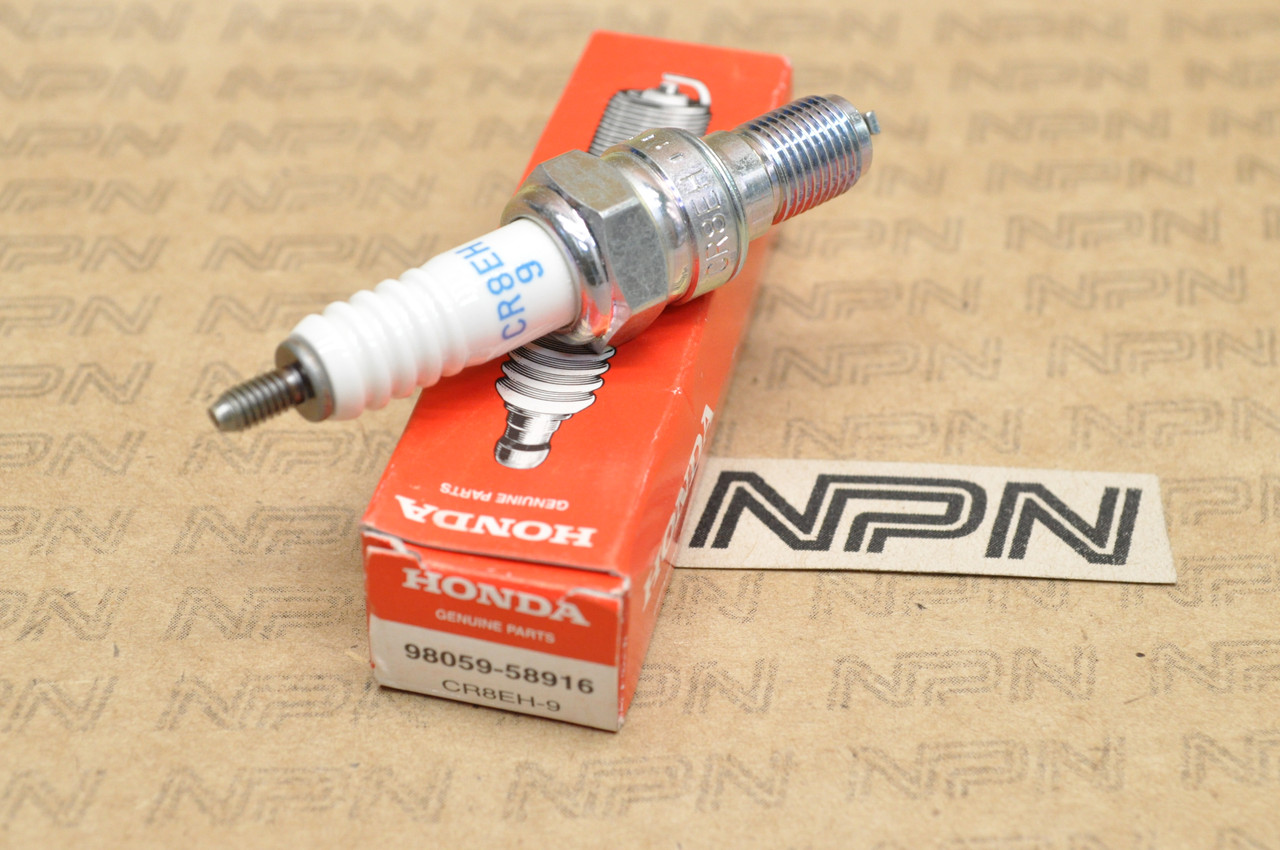 NOS Honda CB400 CBR900 VF750 VFR750 VTR250 XR250 NGK Spark Plug 98059-58916