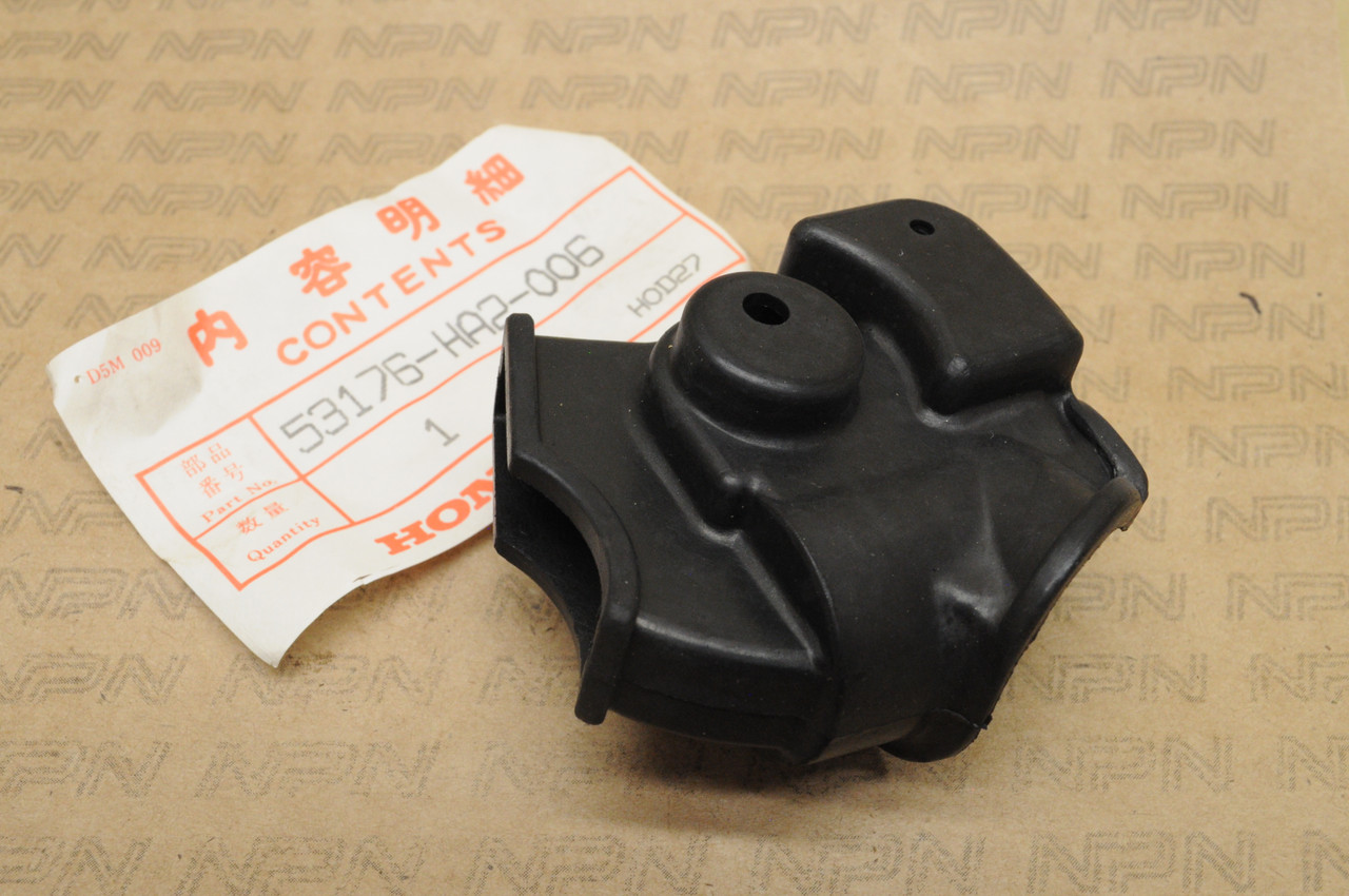 NOS Honda ATC200 X ATC250 R ATC350 X TRX200 SX Right Handle Bar Lever Cover 53176-HA2-006