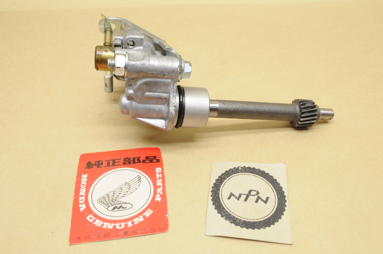 NOS Honda NU50 URBAN EXPRESS NX50 EXPRESS Oil Pump Assembly 15100-187-053