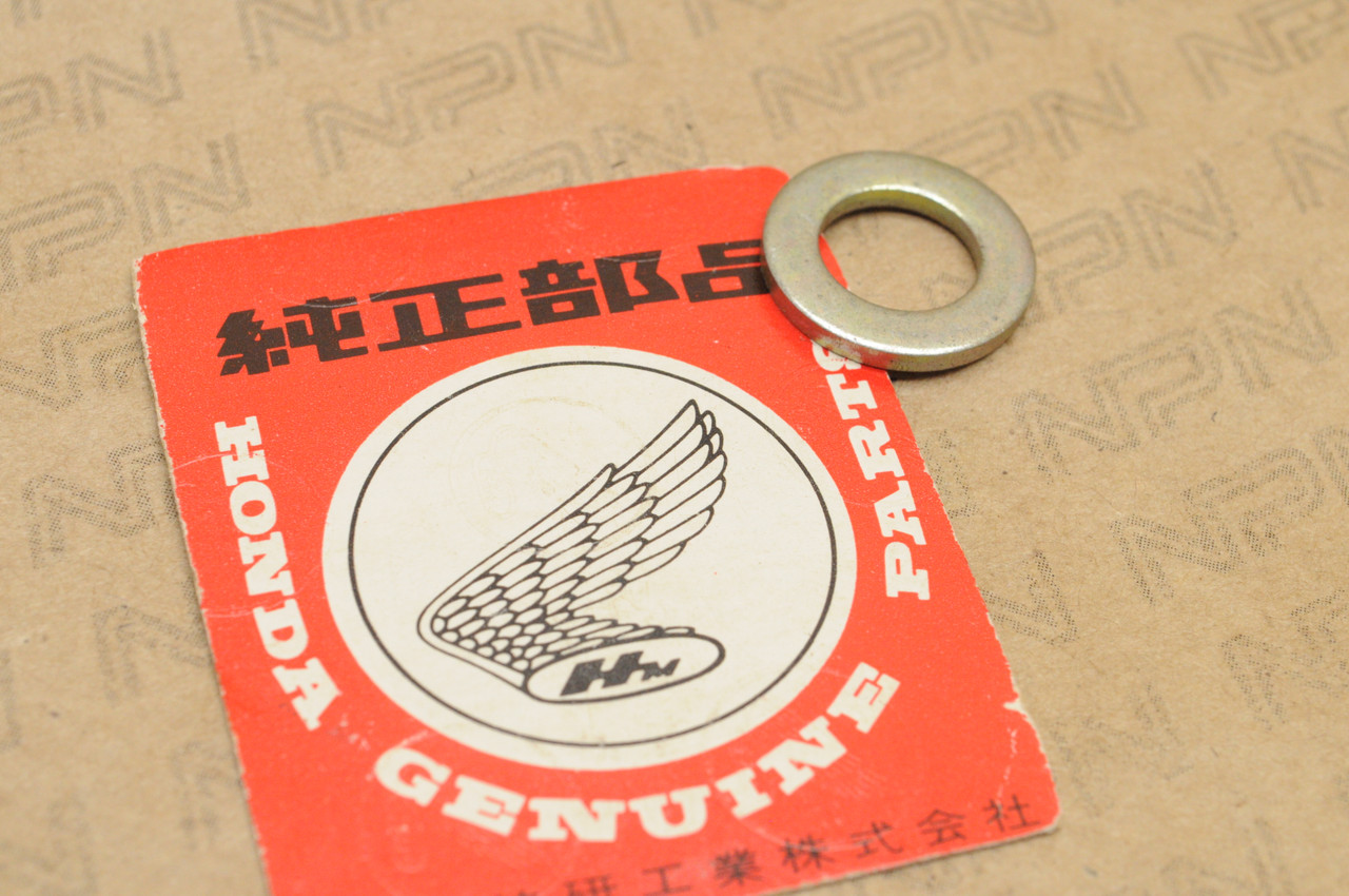 NOS Honda CA100 CA105 CA110 NB50 NH80 NQ50 NU50 NX50 P50 PA50 PC50 QA50 SA50 SB50 SE50 Magneto Fixing Washer 90426-001-000