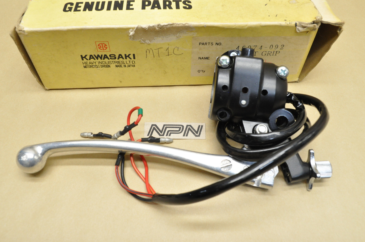 NOS Kawasaki KV75 MT1 Left Clutch Lever & Lights Hi Lo Horn Switch