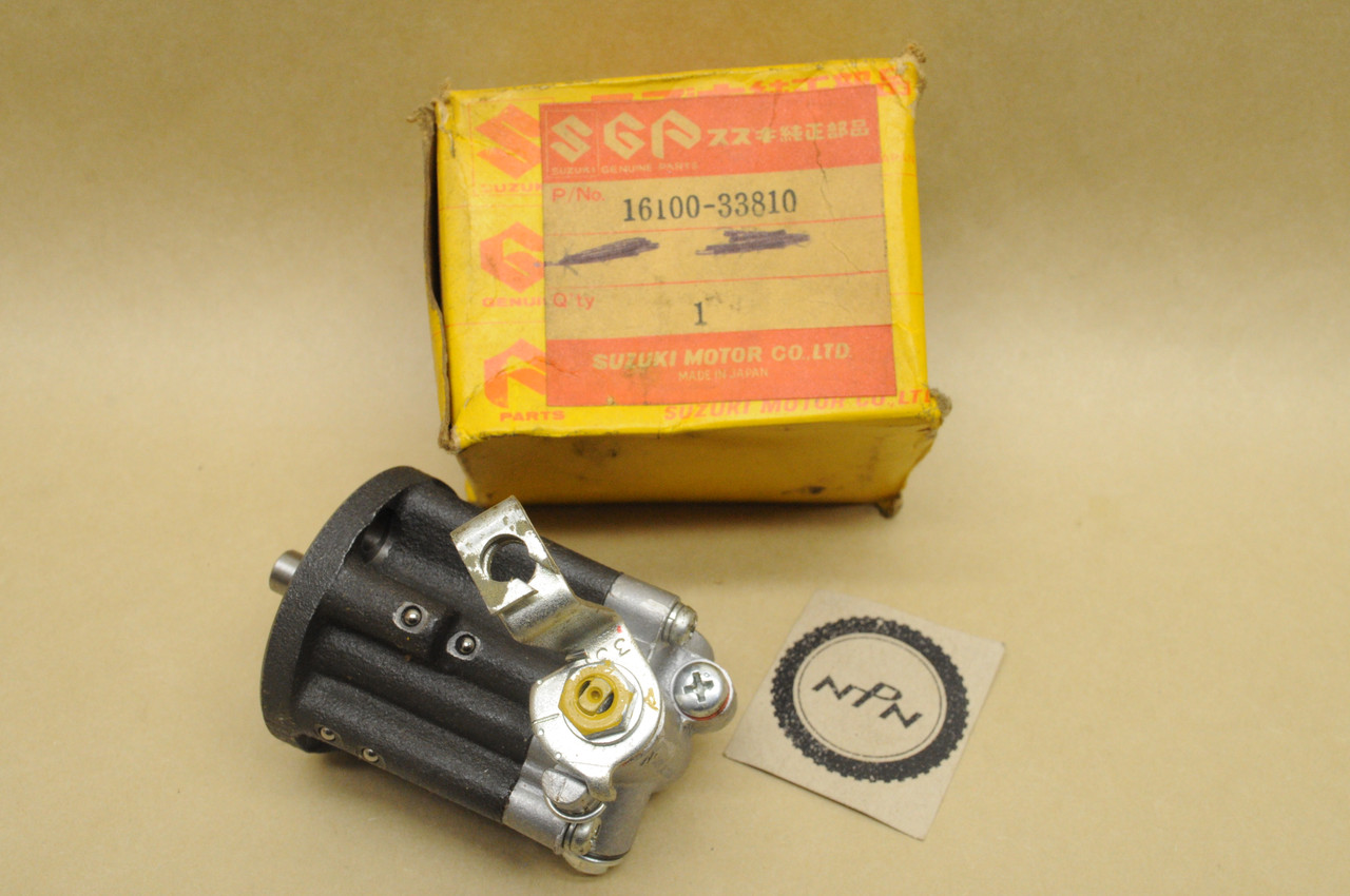 NOS Suzuki 1973-77 GT380 Oil Pump 16100-33810