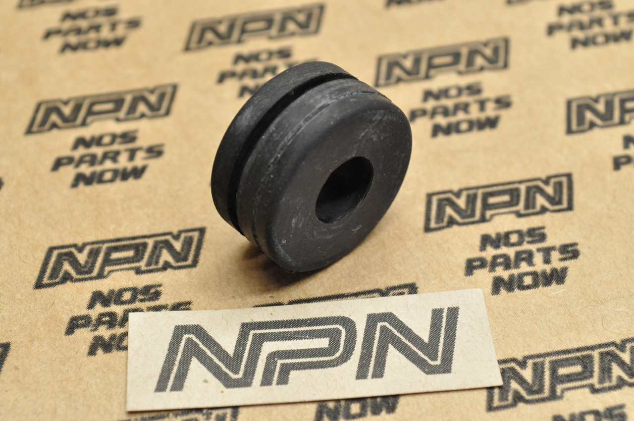 NOS Honda CBR600 CR125 CR250 GL1200 VF1100 VT1100 VT750 Rubber 19051-KA4-000