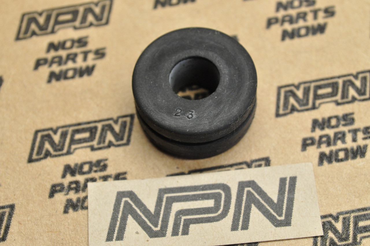 NOS Honda CBR600 CR125 CR250 GL1200 VF1100 VT1100 VT750 Rubber 19051-KA4-000