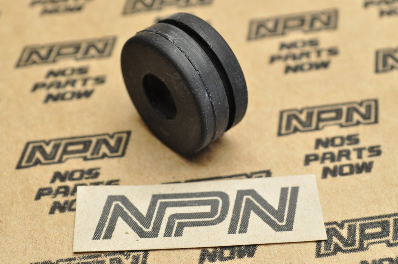 NOS Honda CBR600 CR125 CR250 GL1200 VF1100 VT1100 VT750 Rubber 19051-KA4-000