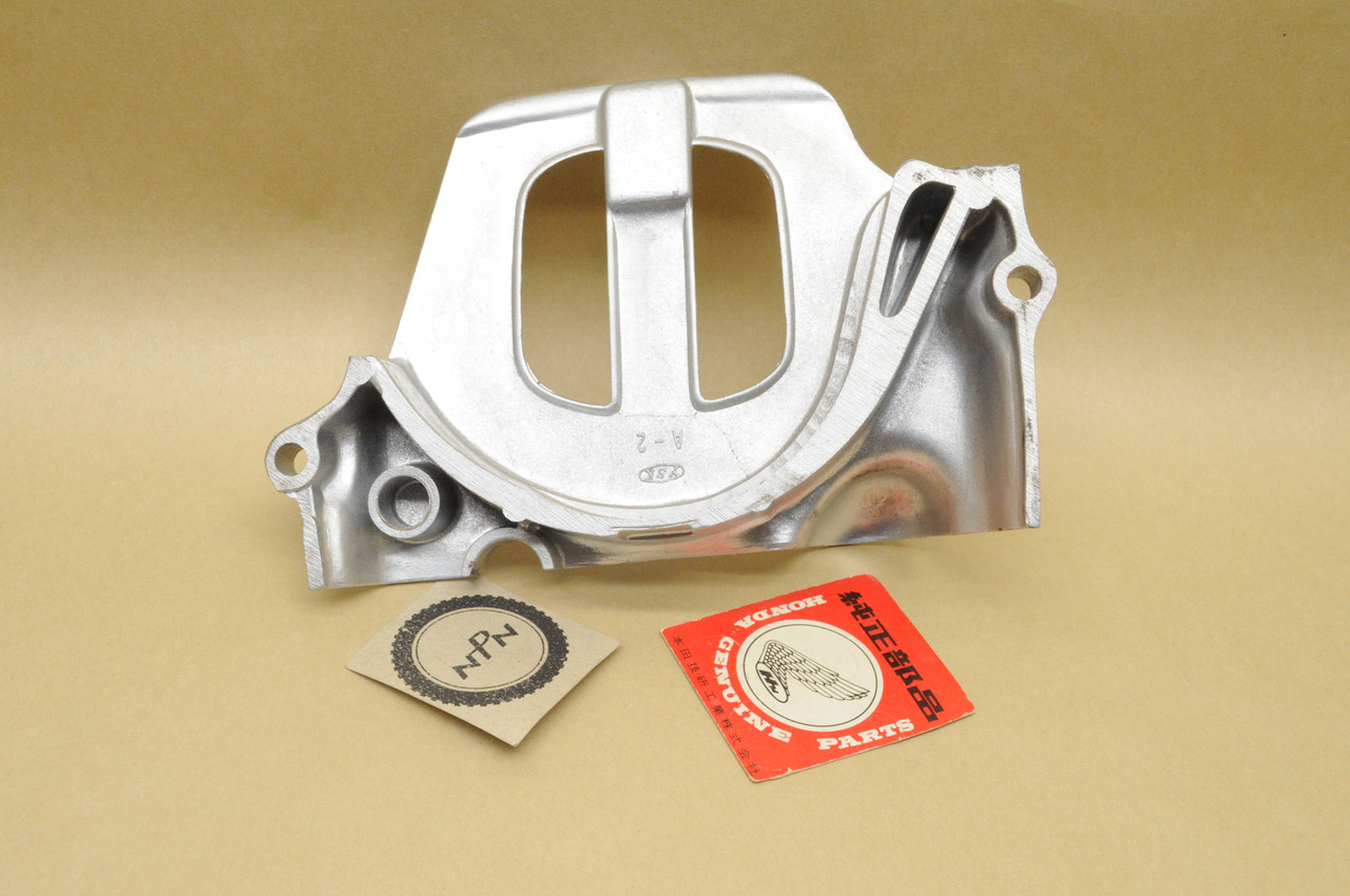 NOS Honda XL125 S XL185 S XR185 Left Crankcase Chain Sprocket Cover 11361-437-010 