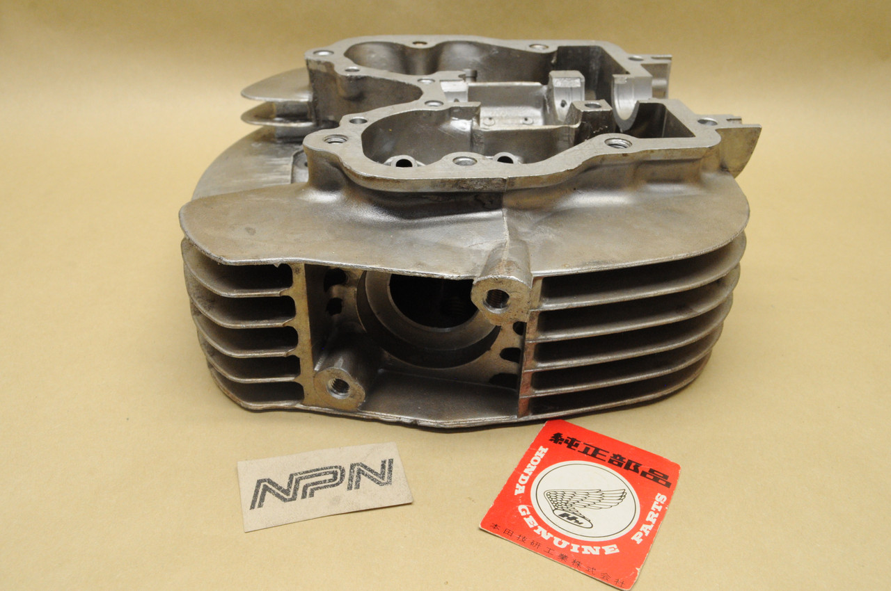 NOS Honda XL250 K1-K2 Cylinder Head 12200-329-770