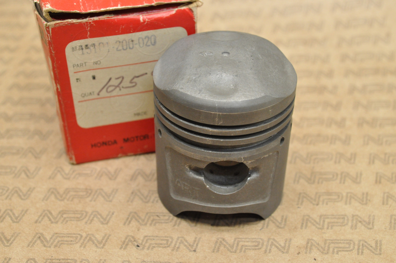 NOS Honda C92 CS92 Benly Piston Standard (STD) Size 13101-200-020