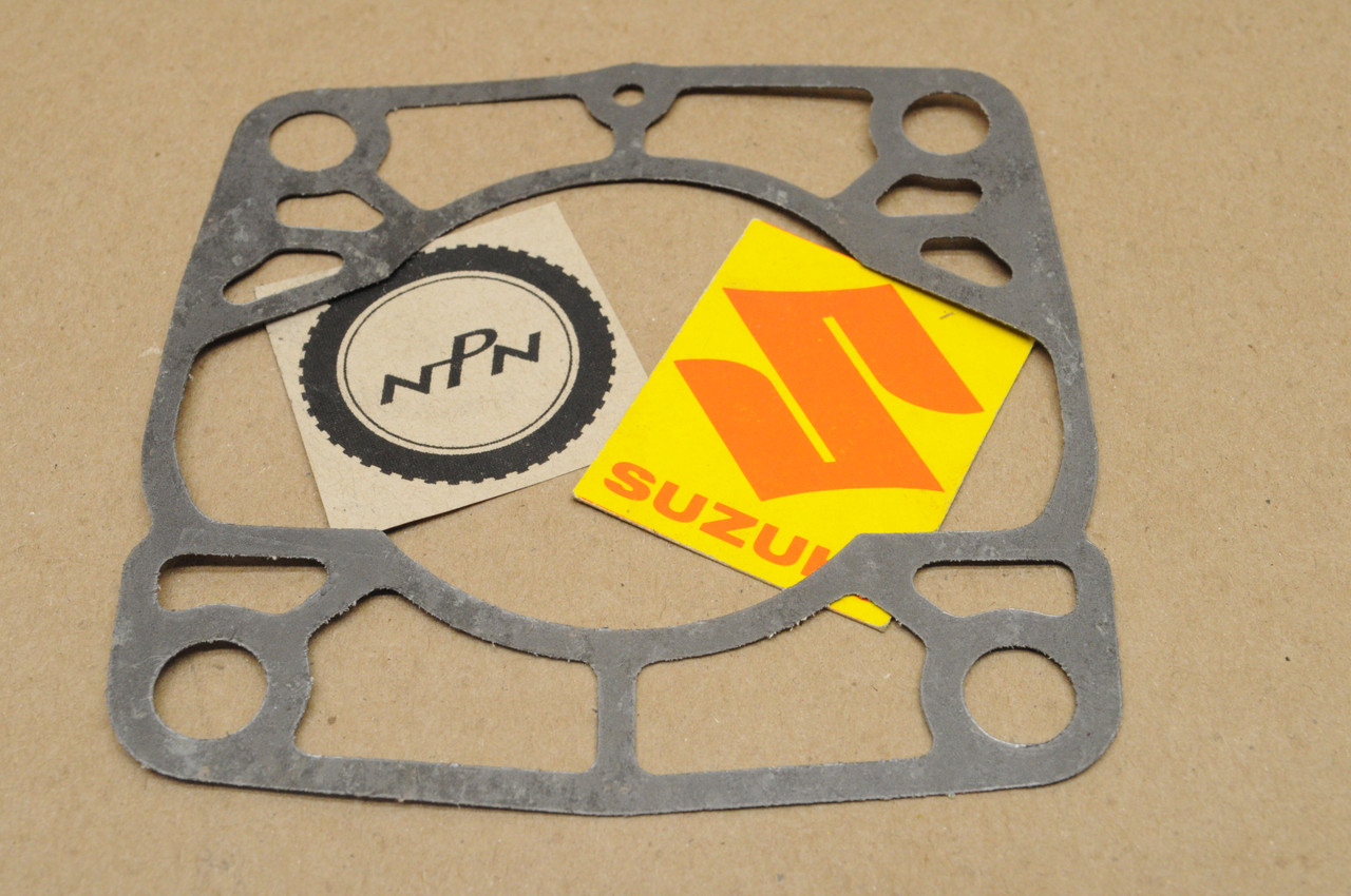 NOS Suzuki 1972-77 GT550 Cylinder Base Gasket 11241-34000