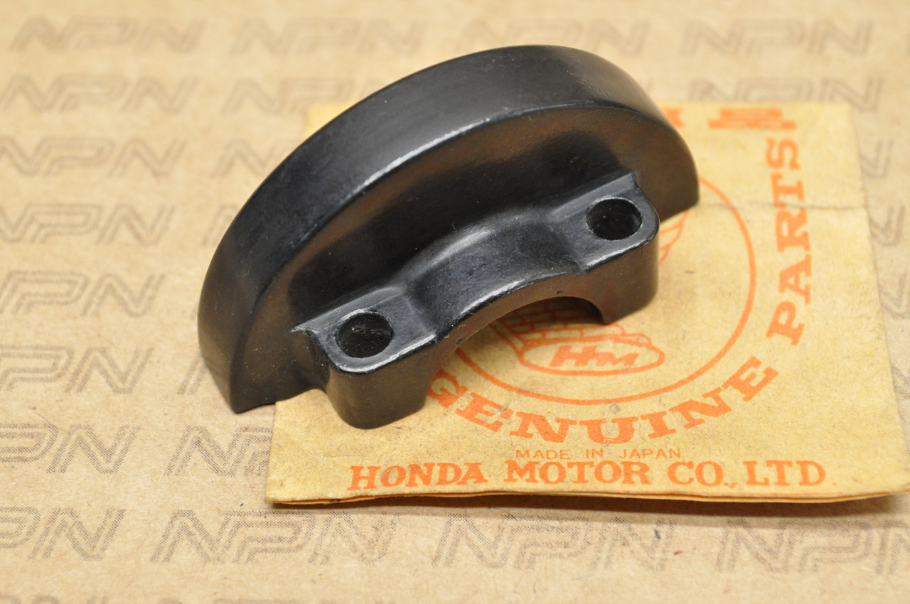 NOS Honda CR250 M Throttle Grip Housing B 53168-357-000