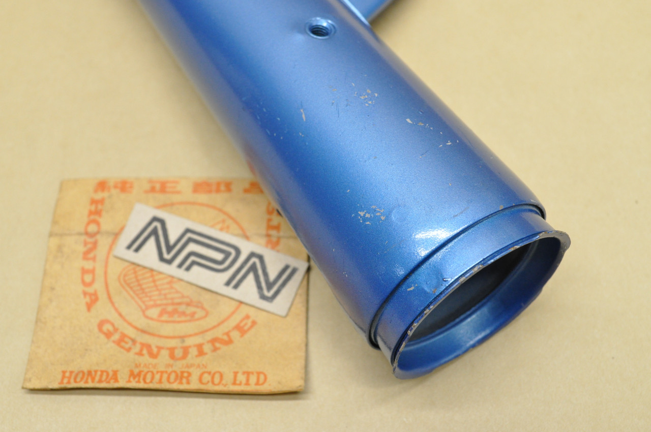 NOS Honda CL175 K5 Blue Right Fork Cover Head Light Mount Ear 51602-316-000 FB