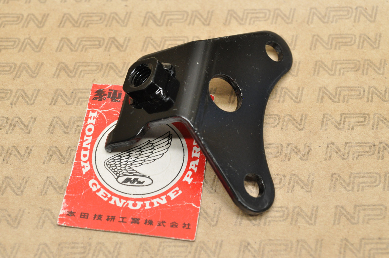 NOS Honda 1979-82 CX500 C 1979-81 CX500D Horn Stay Mount Bracket 38102-449-000