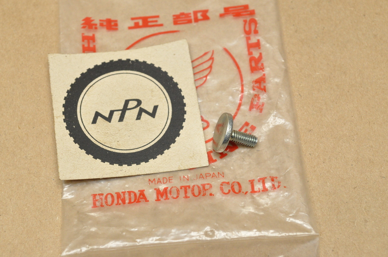 NOS Honda 1975-1978 CB750 F Rear Seat Cover Mount Bolt Screw 90012-392-000