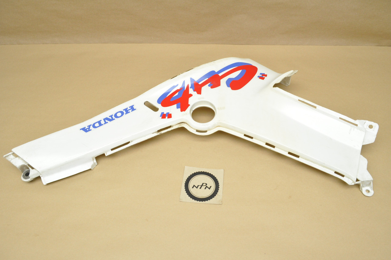 Vintage Used OEM Honda 1991-96 EZ90 Cub Left Body Panel Cover 83601-GZ4-670 ZA