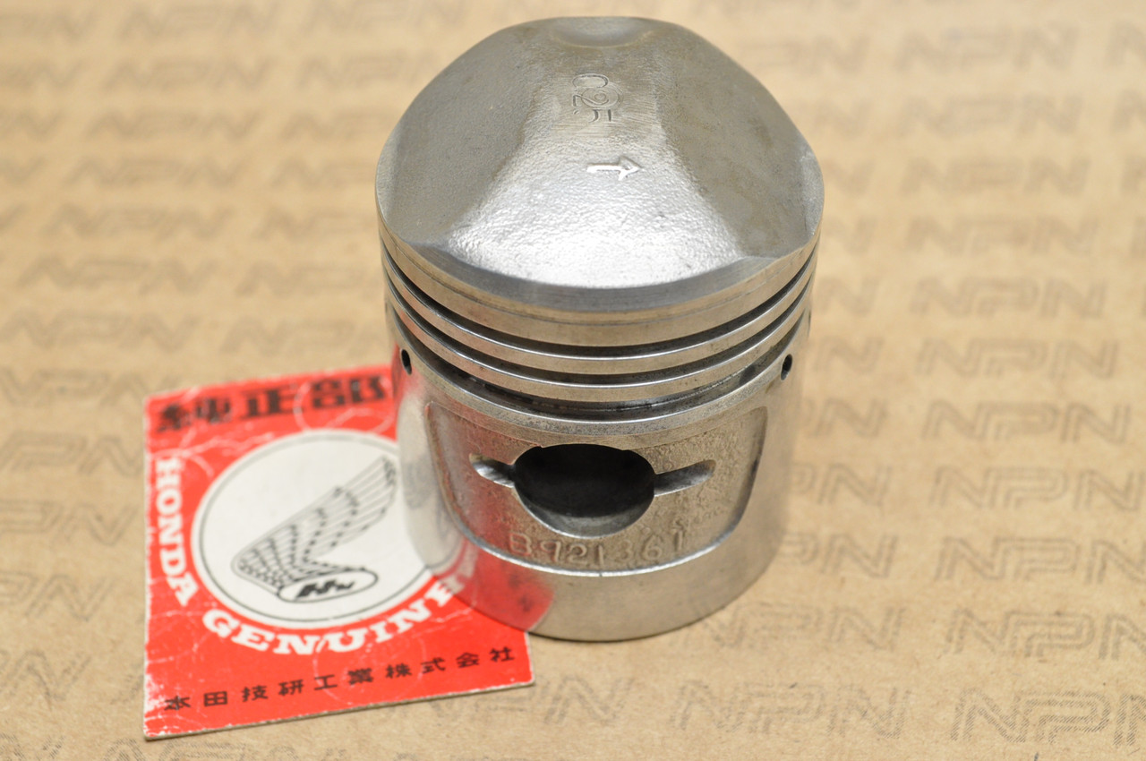 NOS Honda CB92 Benly Left Side .25 Oversize Piston 13182-205-040