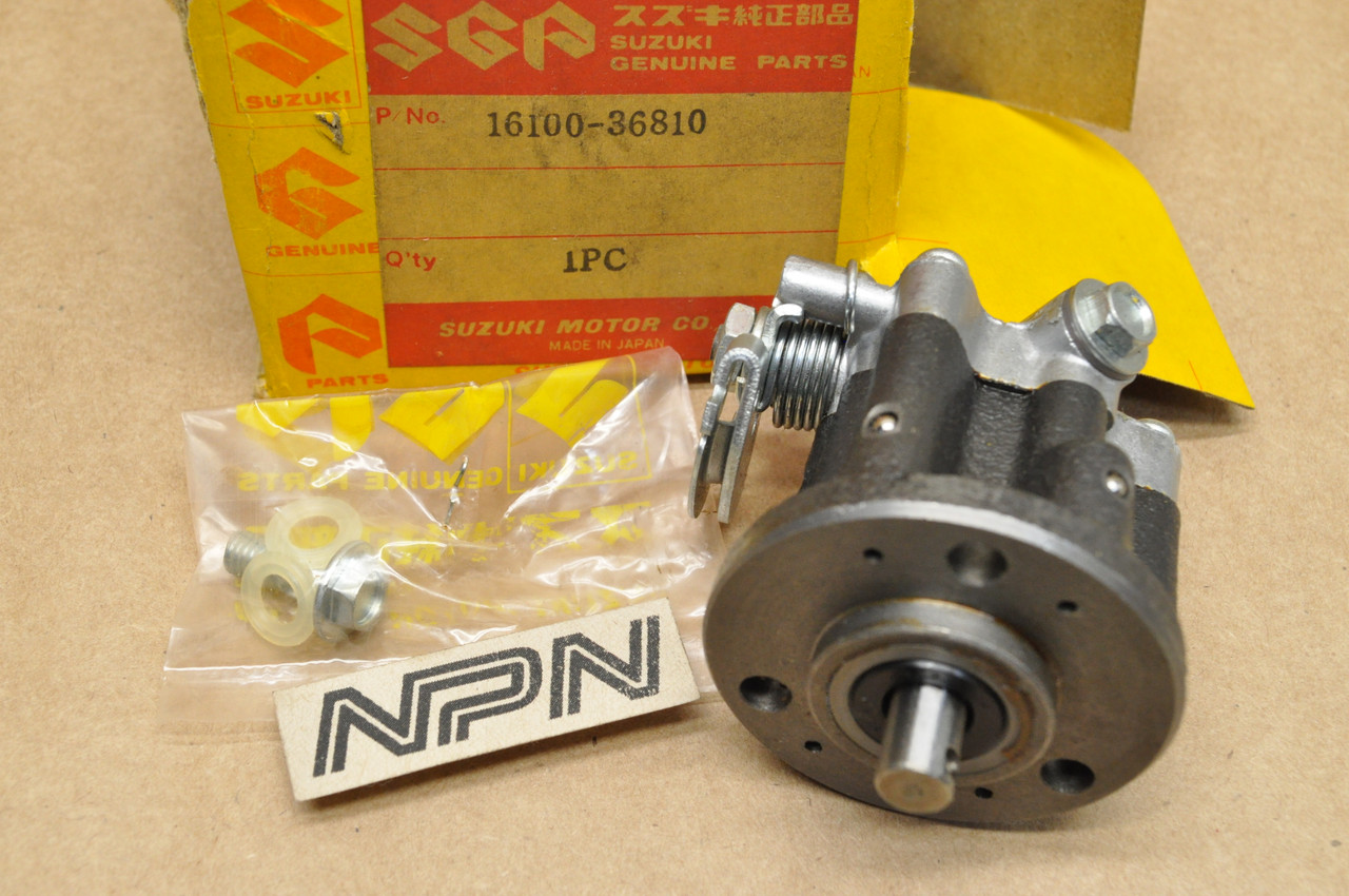 NOS Suzuki 1973-77 GT185 Oil Pump 16100-36810