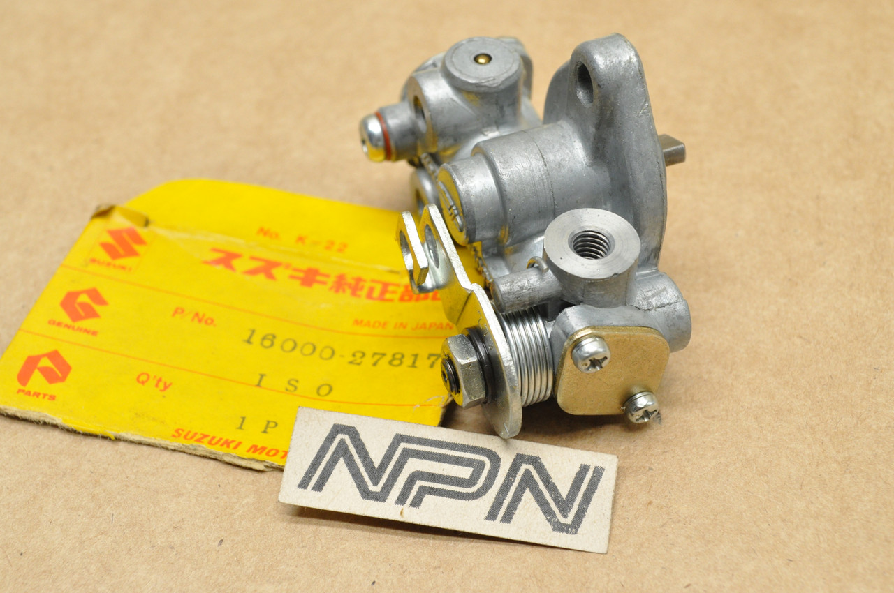 NOS Suzuki RV125 Oil Pump 16000-27817