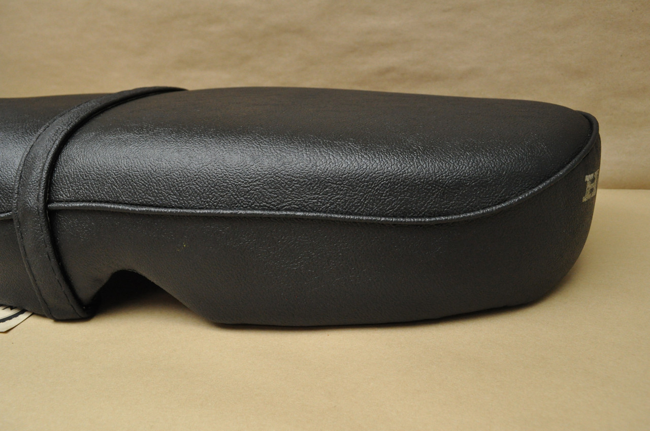 NOS Honda S90 Sport 90 Late Model Seat White Letters 77200-028-040 A