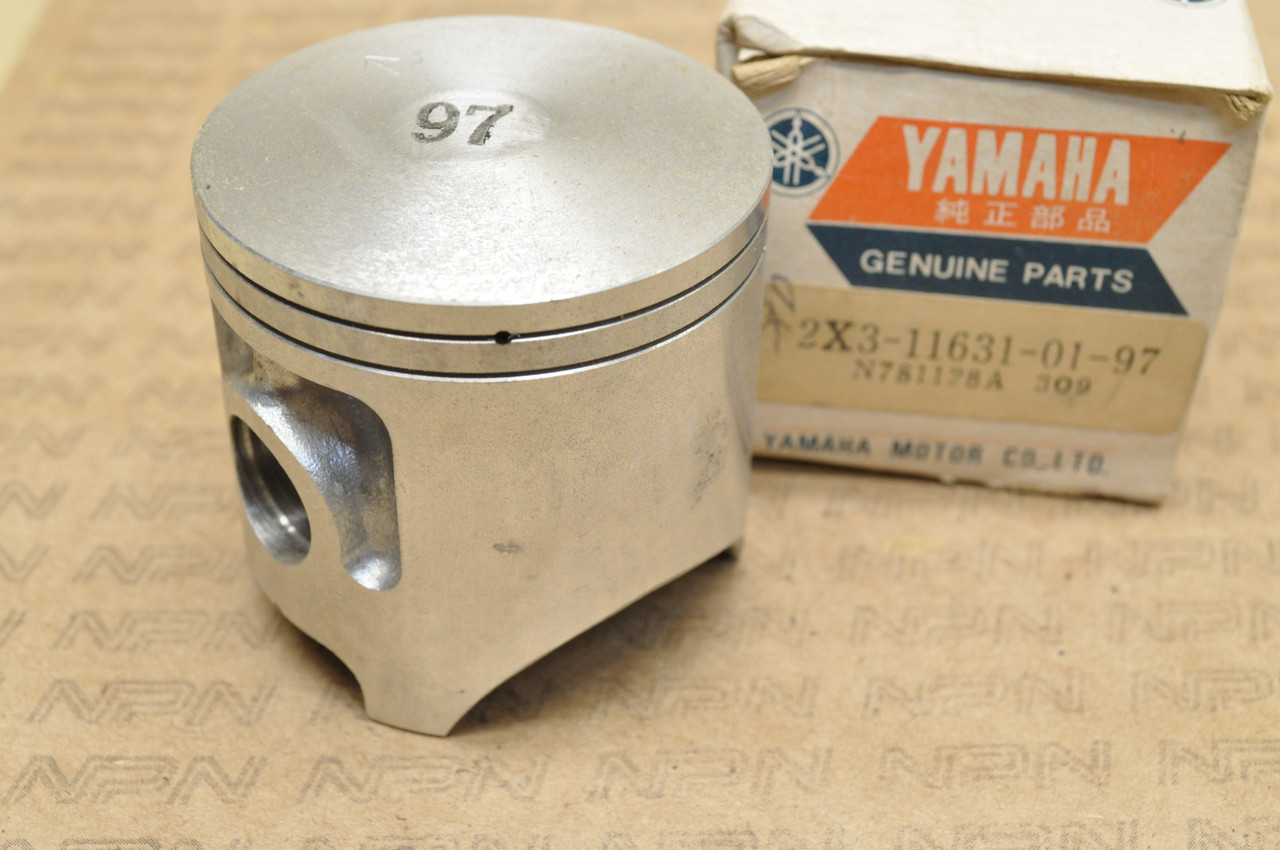 NOS Yamaha 1978-80 YZ125 Standard Size Piston 2X3-11631-01-97