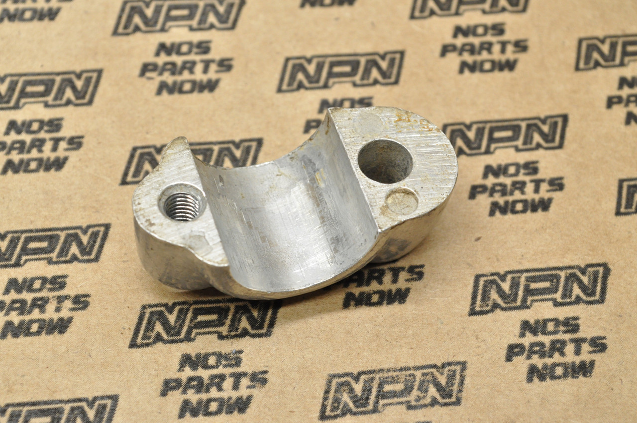 Vtg Used OEM Honda ST90 K0-K2 Front Turn Signal Mount Holder Clamp 33714-128-670